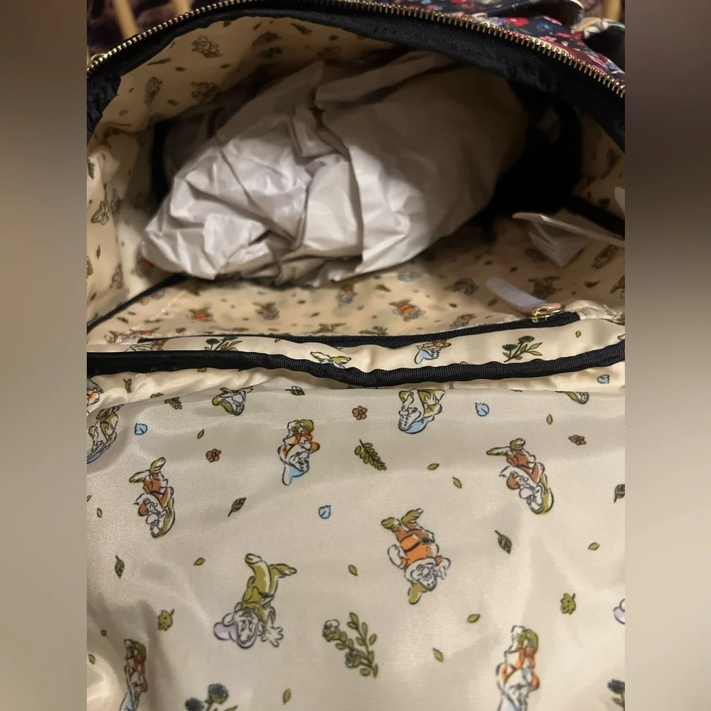 Petunia Pickle Method Backpack - Disney Snow White's Enchanted Forest - Picture 3 of 4